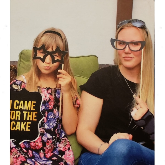 Meet your Posher, Jess - Picture 1 of 1